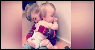 Mom Captures Big Brother's Rescue Of Sick Little Sister On Film And It's Warming The Internet's Heart Mom Captures Big Brother's Rescue Of Sick Little Sister On Film And It's Warming The Internet's Heart