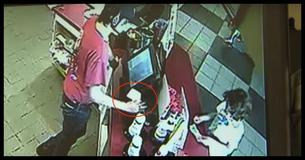 This Fast Food Worker Was Shocked By A Note He Received After Breaking Protocol This Fast Food Worker Was Shocked By A Note He Received After Breaking Protocol