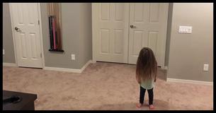 La petite sœur veut juste danser et ses frères montrent leur meilleure routine dans cette vidéo virale
La petite sœur veut juste danser et ses frères montrent leur meilleure routine dans cette vidéo virale