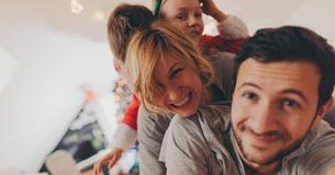 Woman Who Lost Her Mother Urges Dads To 'Please Take the Picture' Woman Who Lost Her Mother Urges Dads To 'Please Take the Picture'