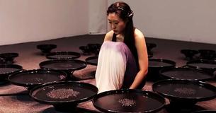 Artist Uses Her Own Brainwaves To Manipulate Water – This Is The Incredible Power Of Human Emotion Artist Uses Her Own Brainwaves To Manipulate Water – This Is The Incredible Power Of Human Emotion