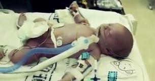 Newborn Baby's Heart Stops Beating, Moments Later Mother Sees Vision Of Jesus In The Room Newborn Baby's Heart Stops Beating, Moments Later Mother Sees Vision Of Jesus In The Room