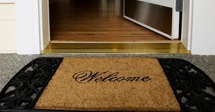 A Shocking Revelation on Move-In Day: Family Finds Resident Left Behind in the Garden A Shocking Revelation on Move-In Day: Family Finds Resident Left Behind in the Garden