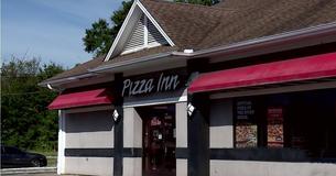 Rude Pizza Inn Diner Complains About Autistic Worker, So Owner Puts Up Perfect Sign As A Response Rude Pizza Inn Diner Complains About Autistic Worker, So Owner Puts Up Perfect Sign As A Response