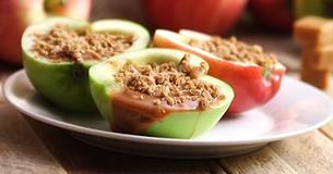 You Need To Try The Delicious 'Inside Out Caramel Apples' Recipe This Fall You Need To Try The Delicious 'Inside Out Caramel Apples' Recipe This Fall