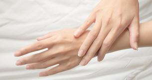 5 Ways You Can Make Your Hands Look 10 Years Younger 5 Ways You Can Make Your Hands Look 10 Years Younger