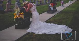 Bride Takes Heartbreaking Wedding Photos After Fiance Is Killed By Drunk Driver Bride Takes Heartbreaking Wedding Photos After Fiance Is Killed By Drunk Driver