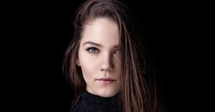 12 Traits That Show If She Is A High-Quality Woman 12 Traits That Show If She Is A High-Quality Woman