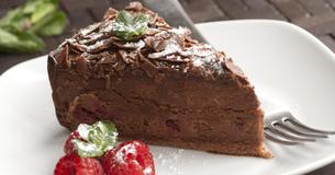 You Only Need Two Ingredients For This Chocolate Cake You Only Need Two Ingredients For This Chocolate Cake