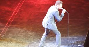 Michael Buble's Flawless Michael Jackson Impersonation Makes The Crowd Go Nuts Michael Buble's Flawless Michael Jackson Impersonation Makes The Crowd Go Nuts