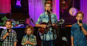 Los hijos de Josh Turner se están robando los corazones en internet con esta increíble presentación y la elección de la canción Los hijos de Josh Turner se están robando los corazones en internet con esta increíble presentación y la elección de la canción