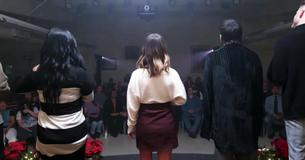 Crowd Left Teary Eyed After A Special Guest Joins Pentatonix For New Rendition Of Classic Song Crowd Left Teary Eyed After A Special Guest Joins Pentatonix For New Rendition Of Classic Song