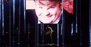 Adam Sandler Sings Heartwarming Tribute For His Friend Chris Farley Adam Sandler Sings Heartwarming Tribute For His Friend Chris Farley