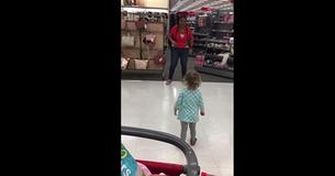 Mom Catches Target Employee Having Face Off With Her Daughter And Quickly Grabs Her Camera Mom Catches Target Employee Having Face Off With Her Daughter And Quickly Grabs Her Camera