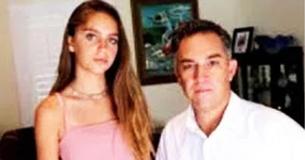 Chica adolescente sigue siendo expulsada de la escuela por su vestimenta hasta que su padre sale en su defensa Chica adolescente sigue siendo expulsada de la escuela por su vestimenta hasta que su padre sale en su defensa