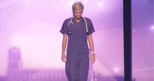 Beauty Contestant Baffles Audience When She Puts On Scrubs And Opens Up About Her Nursing Job Beauty Contestant Baffles Audience When She Puts On Scrubs And Opens Up About Her Nursing Job