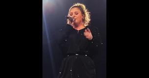 Kelly Clarkson Gives Haunting Emotional Performance Of Her Very Personal Song ‘Piece By Piece’ Kelly Clarkson Gives Haunting Emotional Performance Of Her Very Personal Song ‘Piece By Piece’