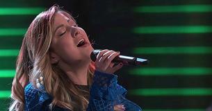 Hearing-Impaired 'The Voice' Contestant Receives Rare Four-Chair Turn After Enchanting Blind Audition Hearing-Impaired 'The Voice' Contestant Receives Rare Four-Chair Turn After Enchanting Blind Audition