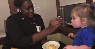 Mom Asks for To-Go Box When Her Toddler Gets Fussy, But Never Expected Olive Garden Server To Say Mom Asks for To-Go Box When Her Toddler Gets Fussy, But Never Expected Olive Garden Server To Say