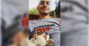 Guy Takes A Nap Outdoors Then Wakes Up With A Stray Kitten On His Stomach Guy Takes A Nap Outdoors Then Wakes Up With A Stray Kitten On His Stomach