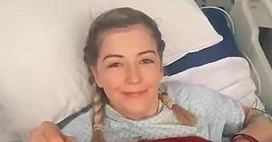 23-Year-Old Partially Paralyzed After She Cracked Her Neck And Suffered A Stroke 23-Year-Old Partially Paralyzed After She Cracked Her Neck And Suffered A Stroke