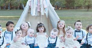 Photographer Takes Picture Of 11 Children And Gains National Attention – Take A Closer Look Photographer Takes Picture Of 11 Children And Gains National Attention – Take A Closer Look