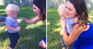 Baby Fist Bumps And Cuddles Stranger After Noticing She’s Missing A Limb Just Like Him Baby Fist Bumps And Cuddles Stranger After Noticing She’s Missing A Limb Just Like Him