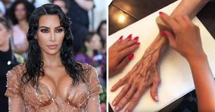 Kim Kardashian Tried Her New Body Makeup On Her Grandma, And The Pictures Are So Sweet Kim Kardashian Tried Her New Body Makeup On Her Grandma, And The Pictures Are So Sweet