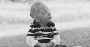 Niño de 6 años tiene una enfermedad tan tara que los médicos le ponen su nombre y sorprende a todos luego de sobrevivir a 36 cirugías Niño de 6 años tiene una enfermedad tan tara que los médicos le ponen su nombre y sorprende a todos luego de sobrevivir a 36 cirugías