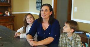 Two Kids Outside On Time Out Hear Neighbor's Cry for Help, Find Him Trapped Under Jeep Two Kids Outside On Time Out Hear Neighbor's Cry for Help, Find Him Trapped Under Jeep