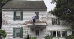 Couple Helps Lonely Neighbor Renovate Her House After The Town Made Her Pay Fines Couple Helps Lonely Neighbor Renovate Her House After The Town Made Her Pay Fines