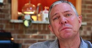 Dad Who Had A Difficult Childhood Adopts Four Children And Gives Them The Home He Never Had Dad Who Had A Difficult Childhood Adopts Four Children And Gives Them The Home He Never Had