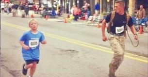 Marine Helps 9-Year-Old Cross Finish Line After He Asks Marine Helps 9-Year-Old Cross Finish Line After He Asks