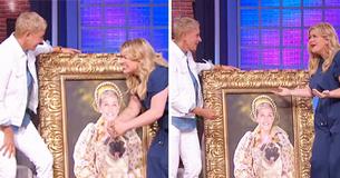 When Ellen Crashed Kelly Clarkson's Talk Show, She Came Bearing Gifts When Ellen Crashed Kelly Clarkson's Talk Show, She Came Bearing Gifts