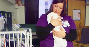 Hospitals Are Looking For Volunteers To Cuddle Drug-Affected Babies To Help Them Heal Hospitals Are Looking For Volunteers To Cuddle Drug-Affected Babies To Help Them Heal