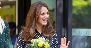 Kate Middleton Makes Surprise Appearance At Children's Hospital Kate Middleton Makes Surprise Appearance At Children's Hospital