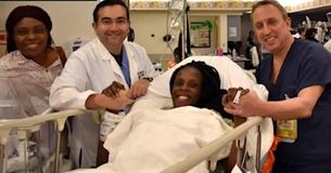 Une super maman donne naissance à 6 bébés en accouchant de 3 jumeaux en moins de 9 minutes Une super maman donne naissance à 6 bébés en accouchant de 3 jumeaux en moins de 9 minutes