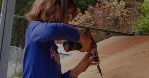 Inspiring 9-Year-Old Girl Helps Homeless By Building Them Mobile Homes And Growing Them Food Inspiring 9-Year-Old Girl Helps Homeless By Building Them Mobile Homes And Growing Them Food