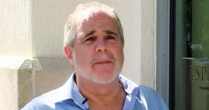 Man Pays Off The Entire Lunch Debt Of All Students In Public Schools In His Town Man Pays Off The Entire Lunch Debt Of All Students In Public Schools In His Town