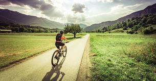Germany Opening 62-Mile Car-Free Bicycle Highway To Connect Ten Cities Germany Opening 62-Mile Car-Free Bicycle Highway To Connect Ten Cities