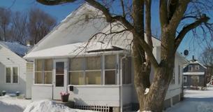 Family Witnesses Scary Events In Their Home – After They Flee Curious Man Buys 'Possessed' House Family Witnesses Scary Events In Their Home – After They Flee Curious Man Buys 'Possessed' House