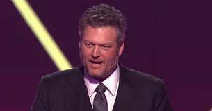 Blake Shelton Won The Country Artist of 2019 At The People's Choice Awards Blake Shelton Won The Country Artist of 2019 At The People's Choice Awards