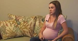 Ein Diner in Florida hat das Vorstellungsgespräch einer Frau abgesagt, nachdem sie herausgefunden haben, dass sie schwanger war Ein Diner in Florida hat das Vorstellungsgespräch einer Frau abgesagt, nachdem sie herausgefunden haben, dass sie schwanger war