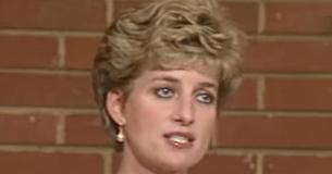 Vestido de terciopelo azul que la princesa Diana usó mientras bailaba con John Travolta en 1985 sale a subasta Vestido de terciopelo azul que la princesa Diana usó mientras bailaba con John Travolta en 1985 sale a subasta