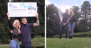 Se ganó más de un millón de dólares en raspaditos, y compró una casa para sus hijos autistas Se ganó más de un millón de dólares en raspaditos, y compró una casa para sus hijos autistas