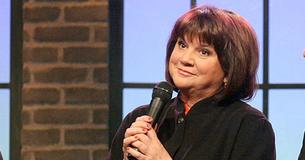 Linda Ronstadt Admits She Doesn't Listen To Contemporary Country Music - Says 'I Don’t Care For It' In Interview Linda Ronstadt Admits She Doesn't Listen To Contemporary Country Music - Says 'I Don’t Care For It' In Interview