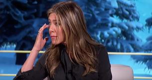 Jennifer Aniston Tears Up During Ellen DeGeneres' Giveaway On Her Television Show Jennifer Aniston Tears Up During Ellen DeGeneres' Giveaway On Her Television Show