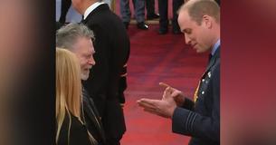 Prince William Exhibits Sign Language Skills At Award Ceremony Prince William Exhibits Sign Language Skills At Award Ceremony