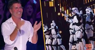 Simon Cowell Breaks America’s Got Talent Rules And Steals Golden Buzzer For His Favorite Act Simon Cowell Breaks America’s Got Talent Rules And Steals Golden Buzzer For His Favorite Act