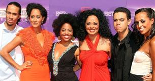 Cantora Diana Ross sente-se muito orgulhosa de suas três filhas e dois filhos Cantora Diana Ross sente-se muito orgulhosa de suas três filhas e dois filhos